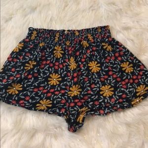 Flower shorts